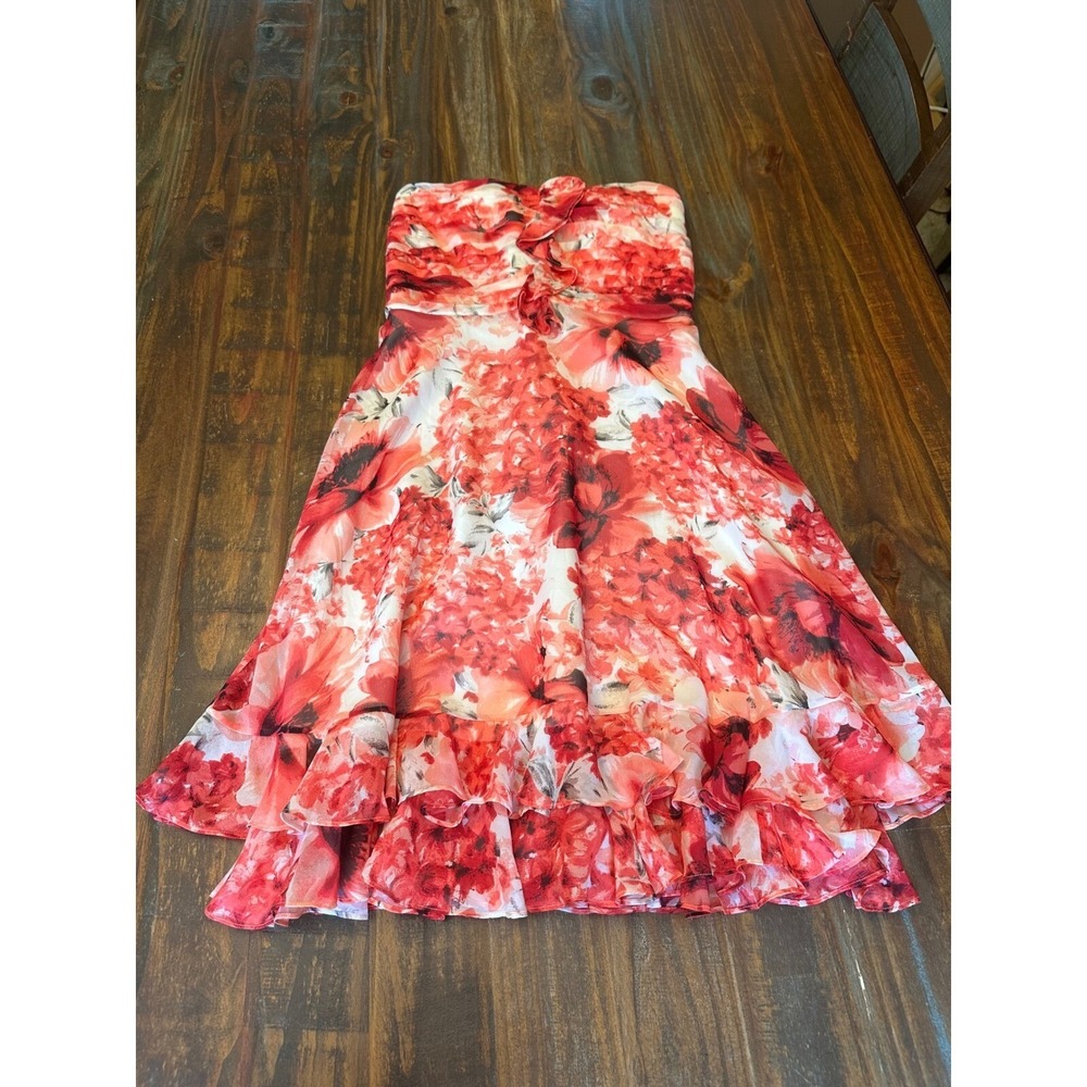 White House Black Market Silk Floral Strapless Tiered‎ Dress Size 00 WHBM Party